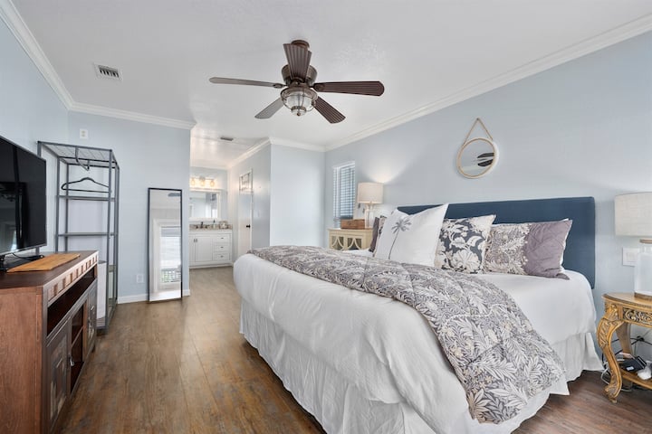 Key Allegro Waterfront | Pool · 5br · Sleeps 14 - Rockport, TX