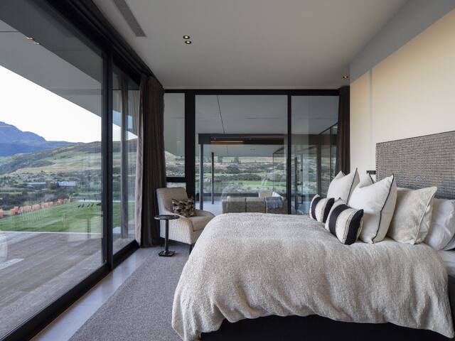 Falconridge by Sotheby’s Luxury Rental Homes