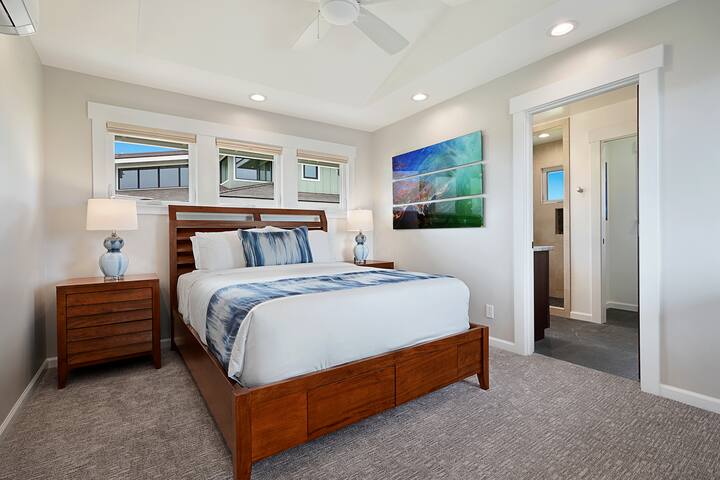 Waipo’o Hale: Luxury 4 Bedroom Estate w/Pool & AC gallery image 5