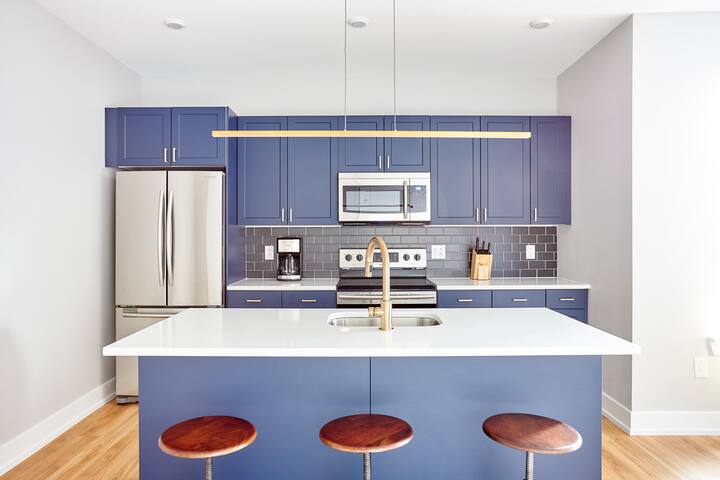 Cozy Philly managed Airbnb listing 1
