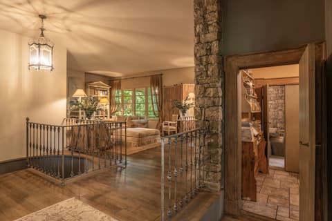 Wisteria Holiday Home
