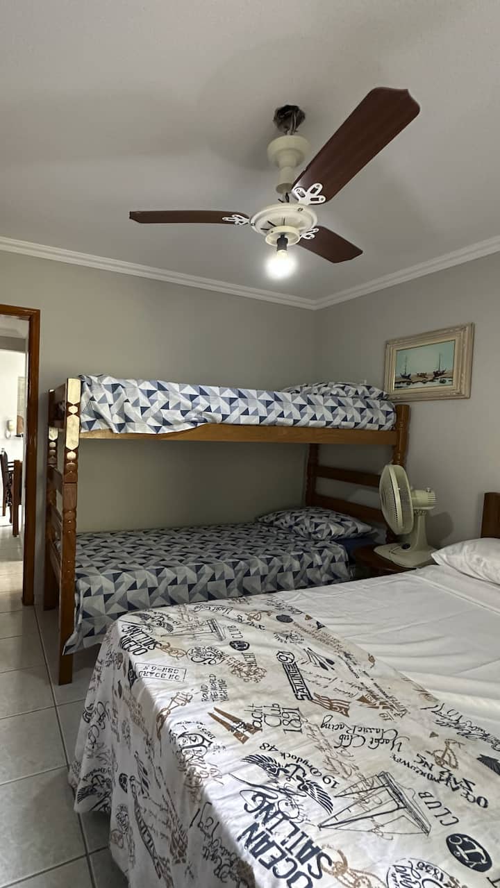 En la habitación 2 hay 1 litera y 1 cama doble muy cómoda.