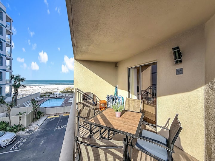 Beach Access | Gulf Views | Prime Location - St. Pete Beach