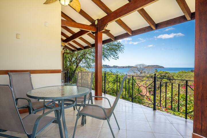 Luxury Living at Villas Catalina #13
