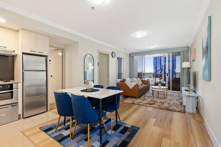 City Lux 2Bed Apt, Parking, Pool