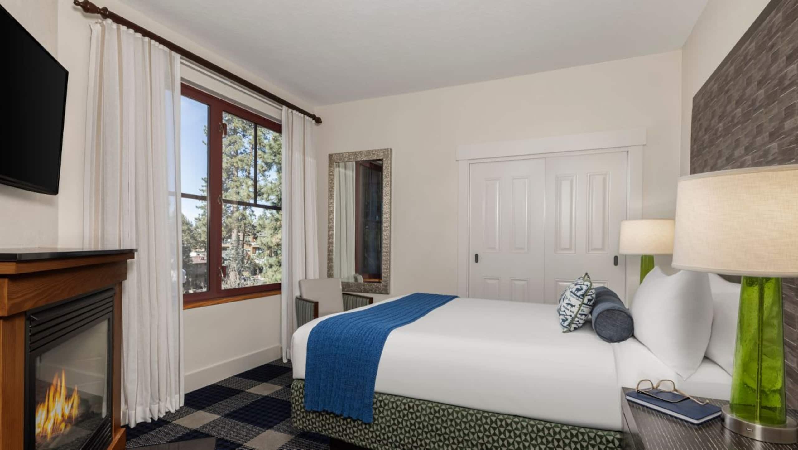 Ski-In/Ski-Out Condo at Heavenly Village + Pool - Photo 27
