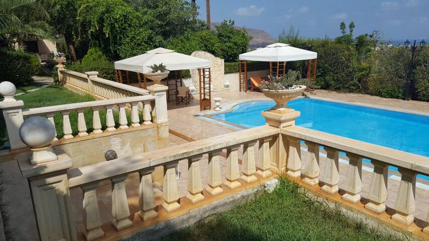 Palazzo Reale Superior Villa gallery image 3