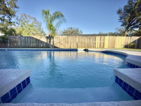 Heated Pool · Sleeps 12 · Near Busch Gardens