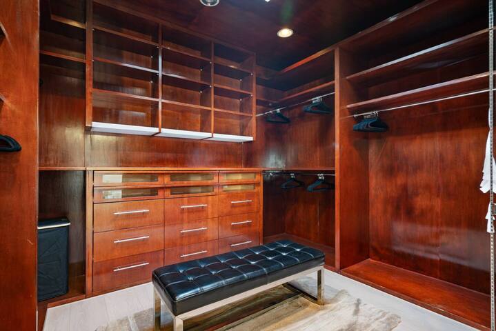 Cole House gallery image 5