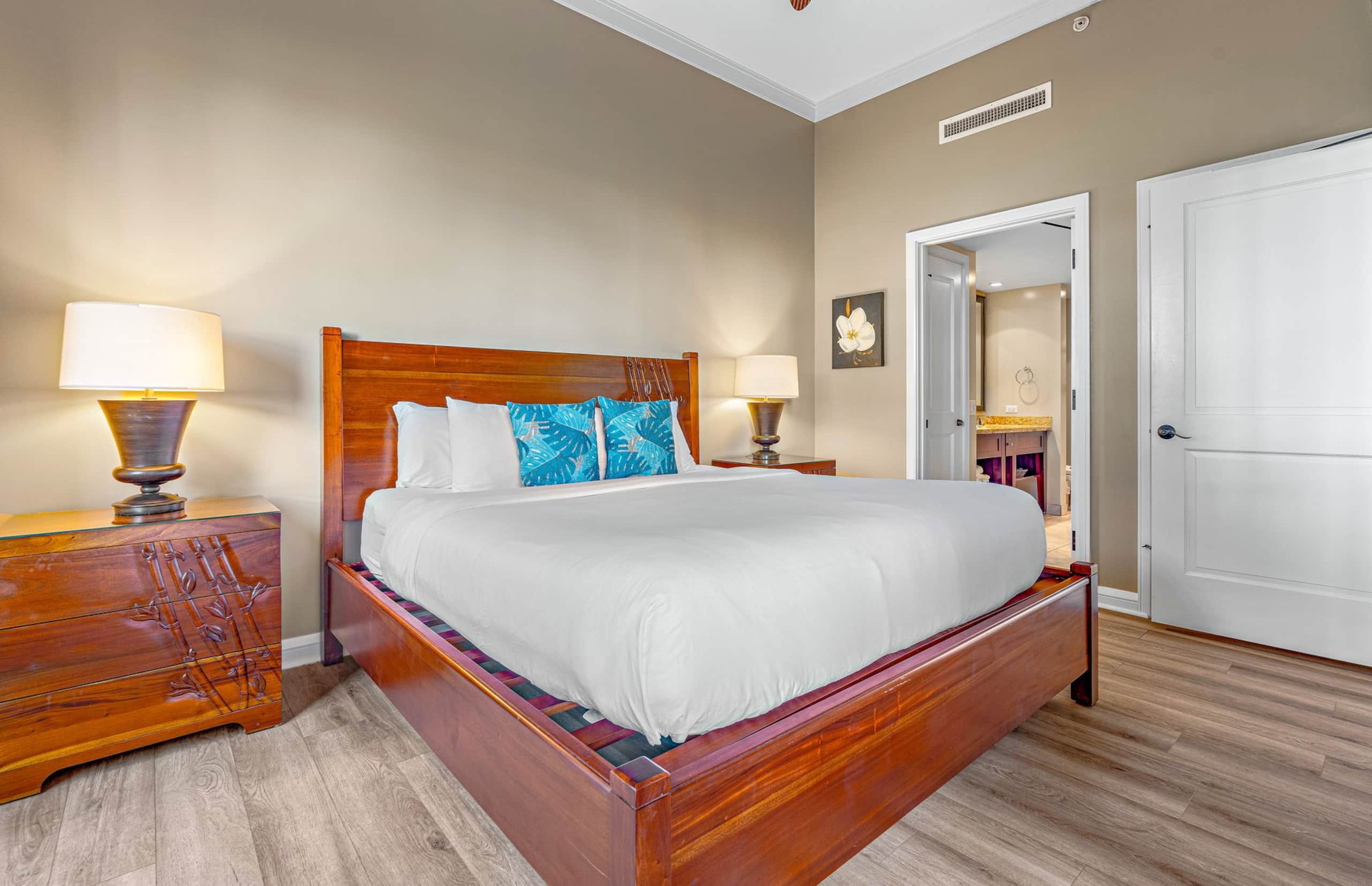 Condo in Lahaina · ★5.0 · 1 bedroom · 2 beds · 1 bath - Image 20