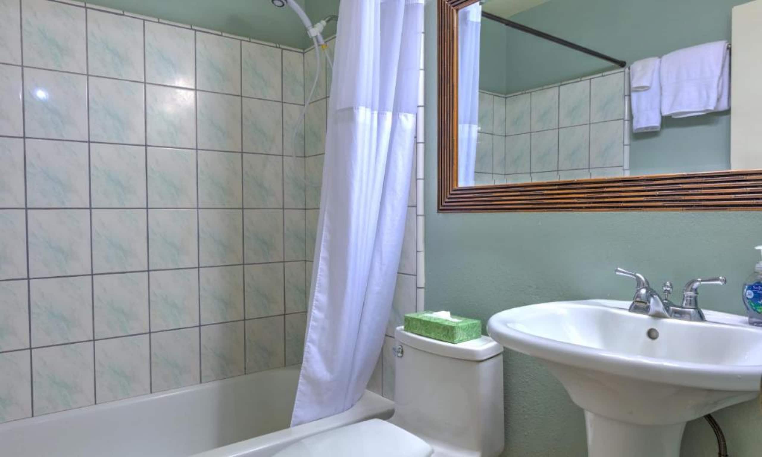 Hotel in Kihei · ★4.6 · 1 bedroom · 2 beds · 1 private bath - Image 7
