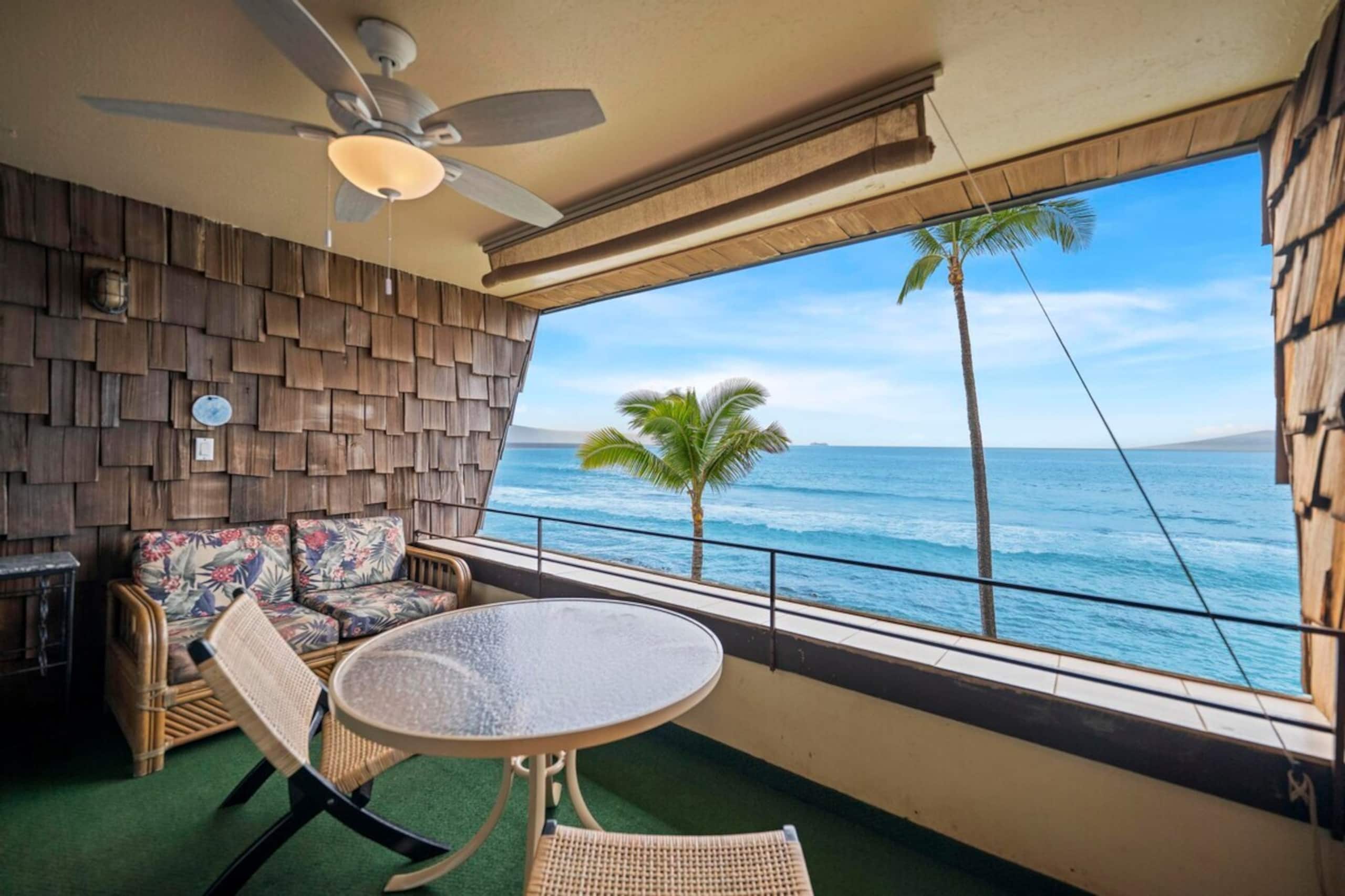 Oceanfront Maui Condo-Walk to Beach, Shops, Cafés - Image 2