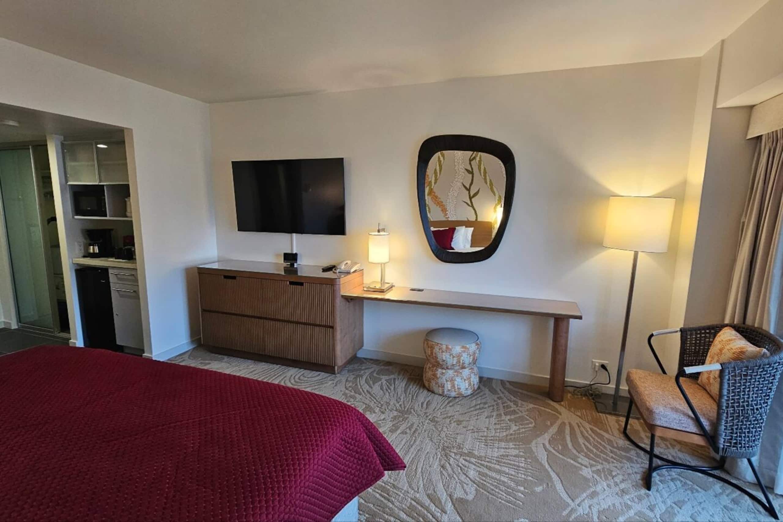 Hotel in Honolulu · ★4.45 · 1 bedroom · 2 beds · 1 bath - Image 9