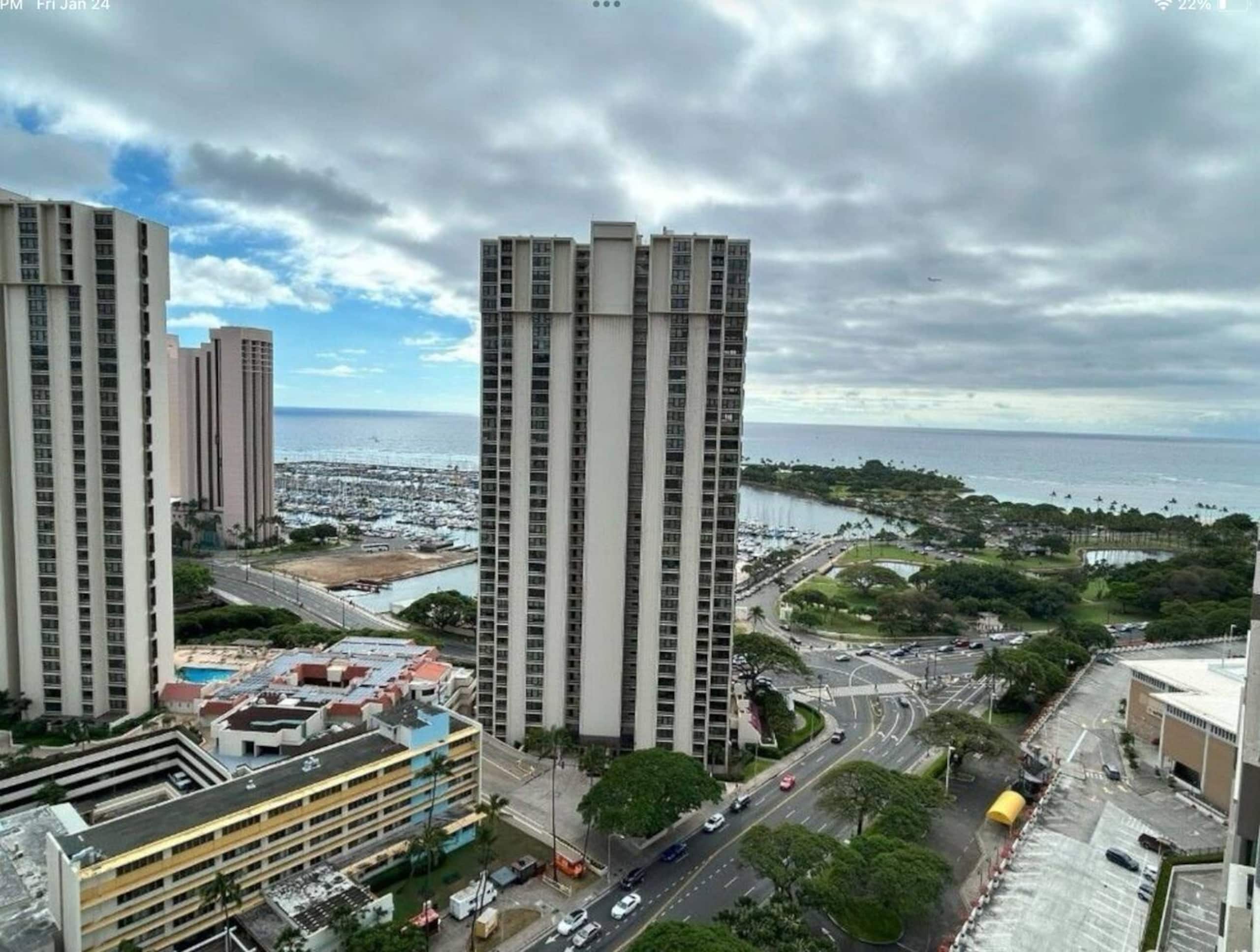 Hotel in Honolulu · ★4.45 · 1 bedroom · 2 beds · 1 bath - Image 24