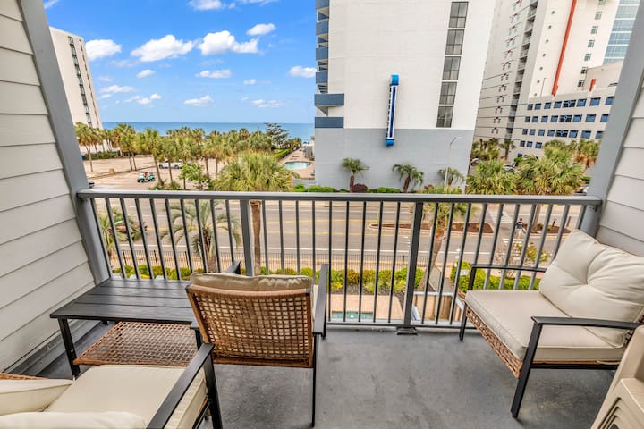 Bluewater Resort Vacation Rentals managed Airbnb listing 3