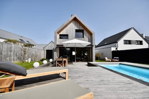 Kerguillé, villa with pool