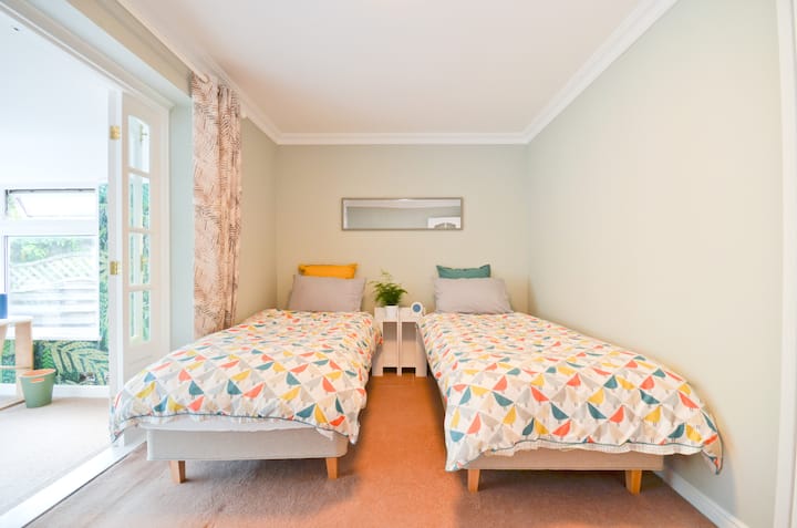 საძინებელი 2