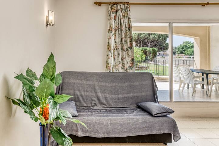 Clota Petita – Piscina comunitaria gallery image 3