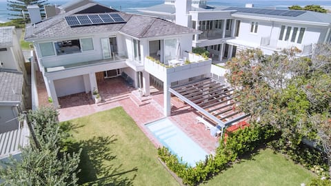 34 Mossel River 12 | Elegant | Ocean Views | Pool