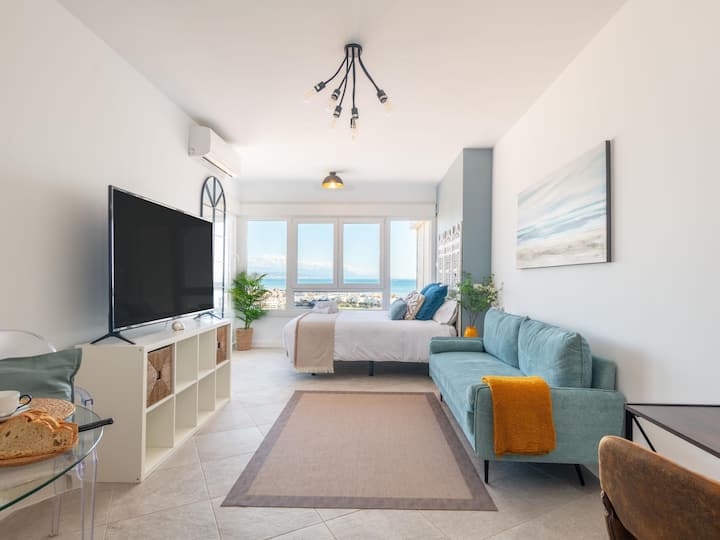 Vue Mer Incroyable | Studio Cosy | Train | Wifi - Torremolinos