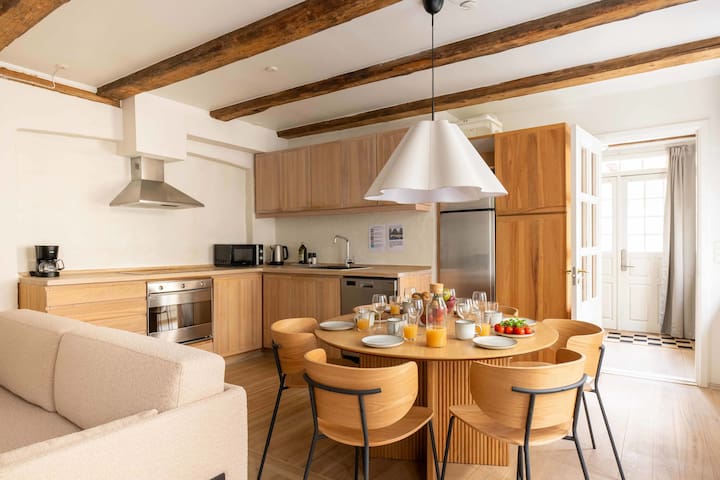 Modern Ground-Floor Apartment