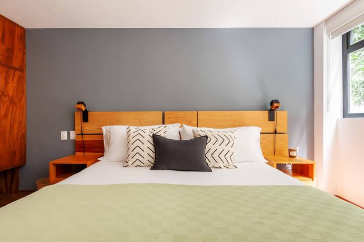 Condesa Comfort w/Shared Terrace & Close to Parks gallery image 5