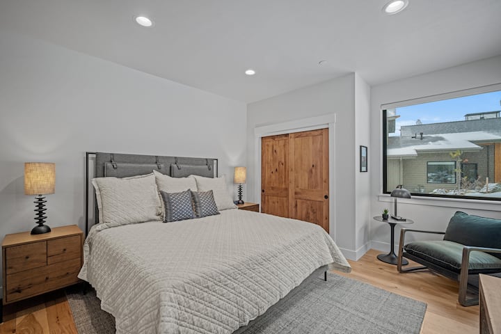 18184 Forestbrook-20