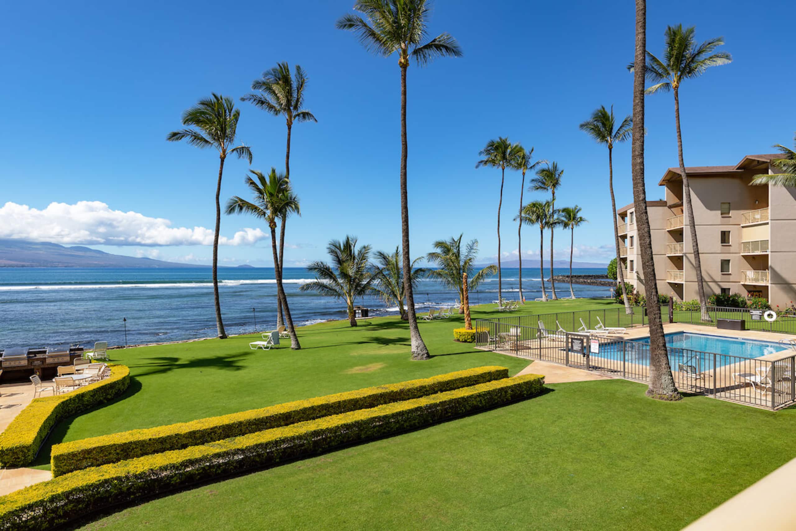 Condo in Wailuku · ★4.83 · 1 bedroom · 2 beds · 1 bath - Image 21