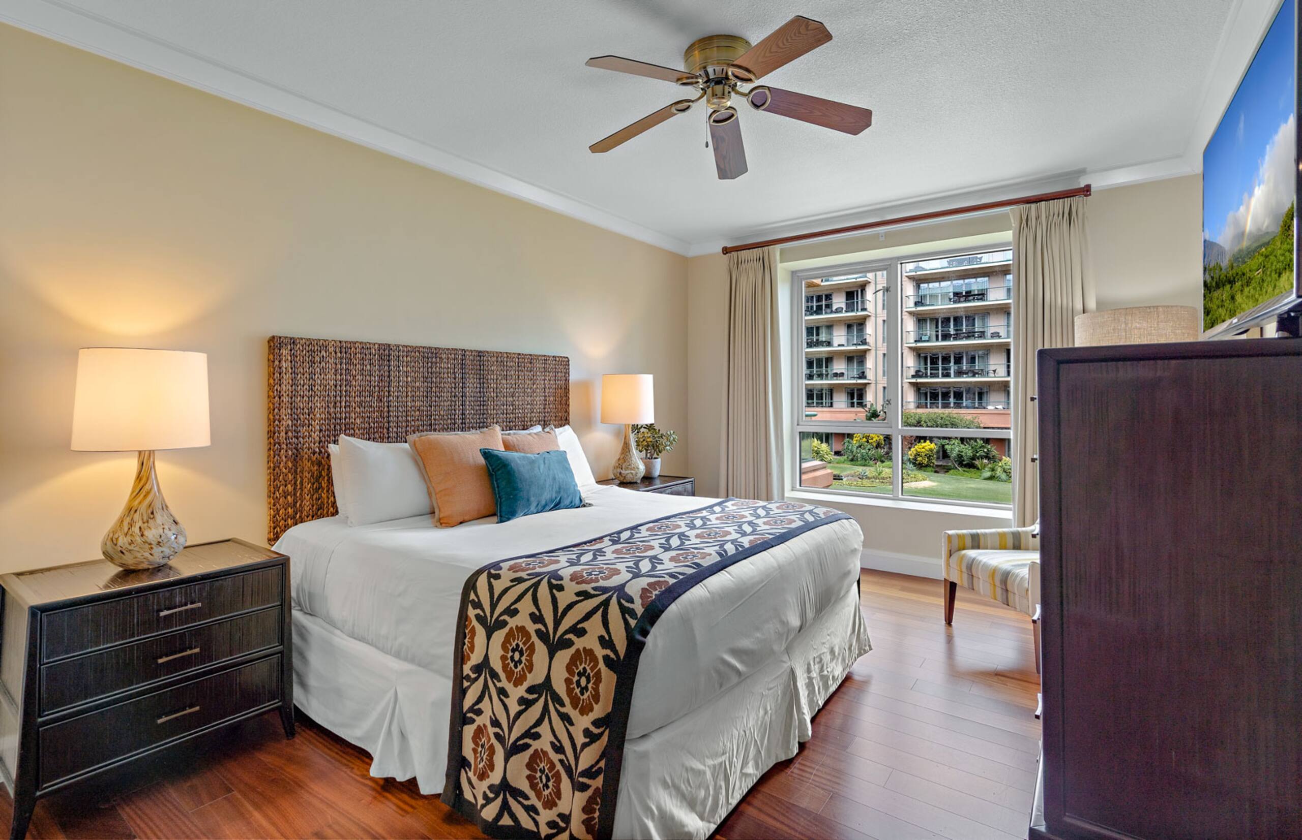 Condo in Lahaina · ★4.86 · 3 bedrooms · 4 beds · 3 baths - Image 18