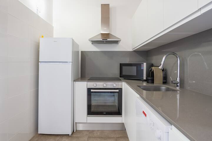 Flat in Girona City Centre gallery image 3