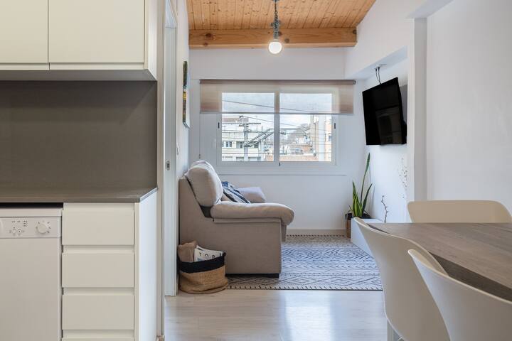 Flat in Girona City Centre gallery image 2