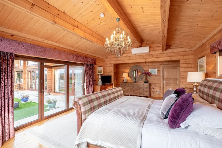 giriş kabinəsi oyunları otağı