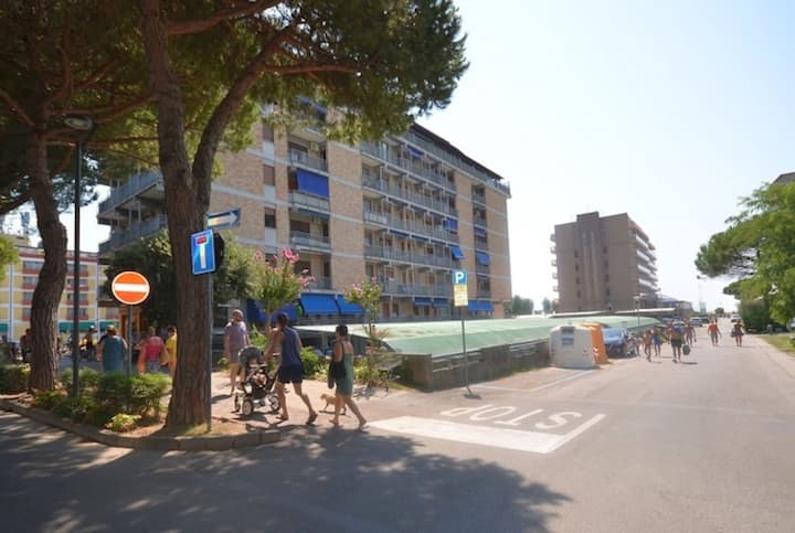 Appartement Situé En Centre-ville - Bibione