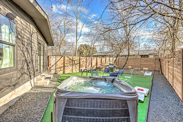 Dream Stay with Pool for up to 20 Guests, Mins to gallery image 2