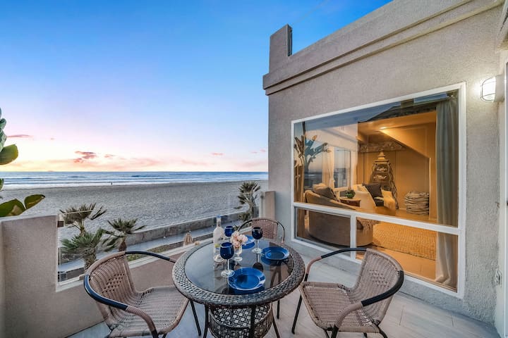 Navigate Stays Front Row to Paradise gallery image 3