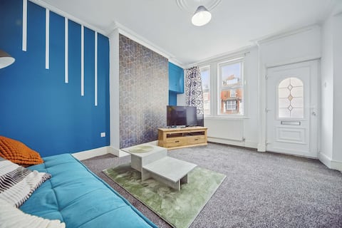 Spacious 3-Bedroom Home in Leeds