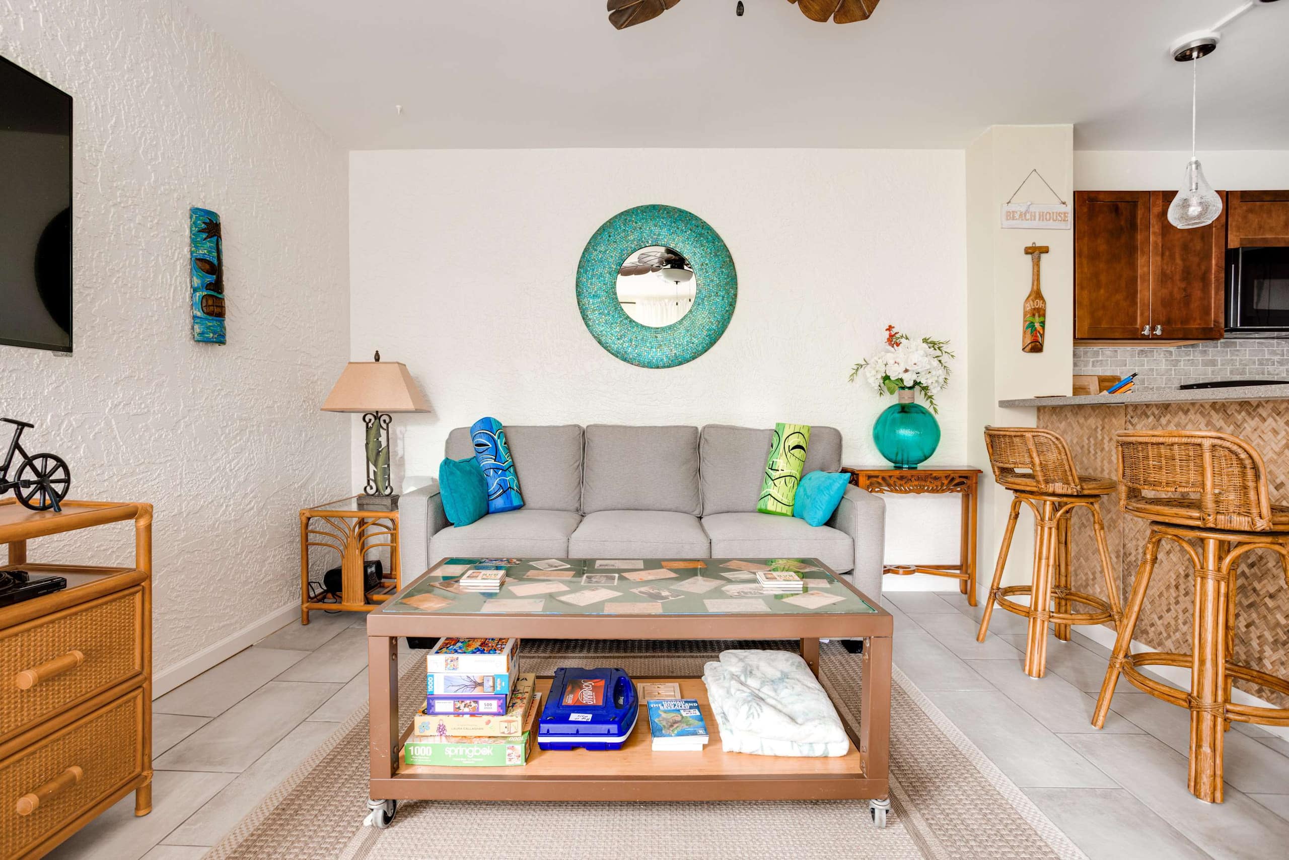 Condo in Kailua-Kona · ★4.74 · 1 bedroom · 2 beds · 1 bath - Image 3