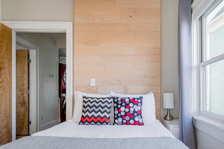 Bračni krevet (širine 125-149 cm), druga spavaća