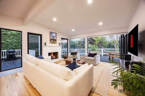 Successful Airbnb property: Portsea Coastal Retreat in Portsea