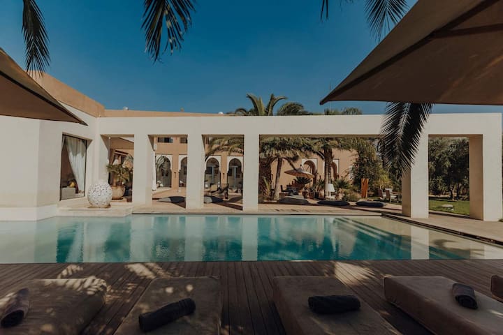 Feel Luxury Holidays managed Airbnb listing 3