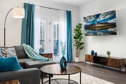 20 mins DT | Sleeps 9 | Aqua Oasis Spacious Gym