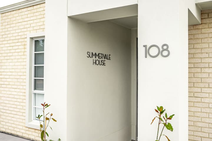 Summervale House