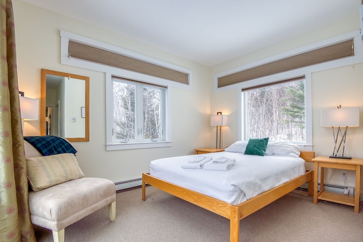 Dyshek i dhomës së tretë të gjumit