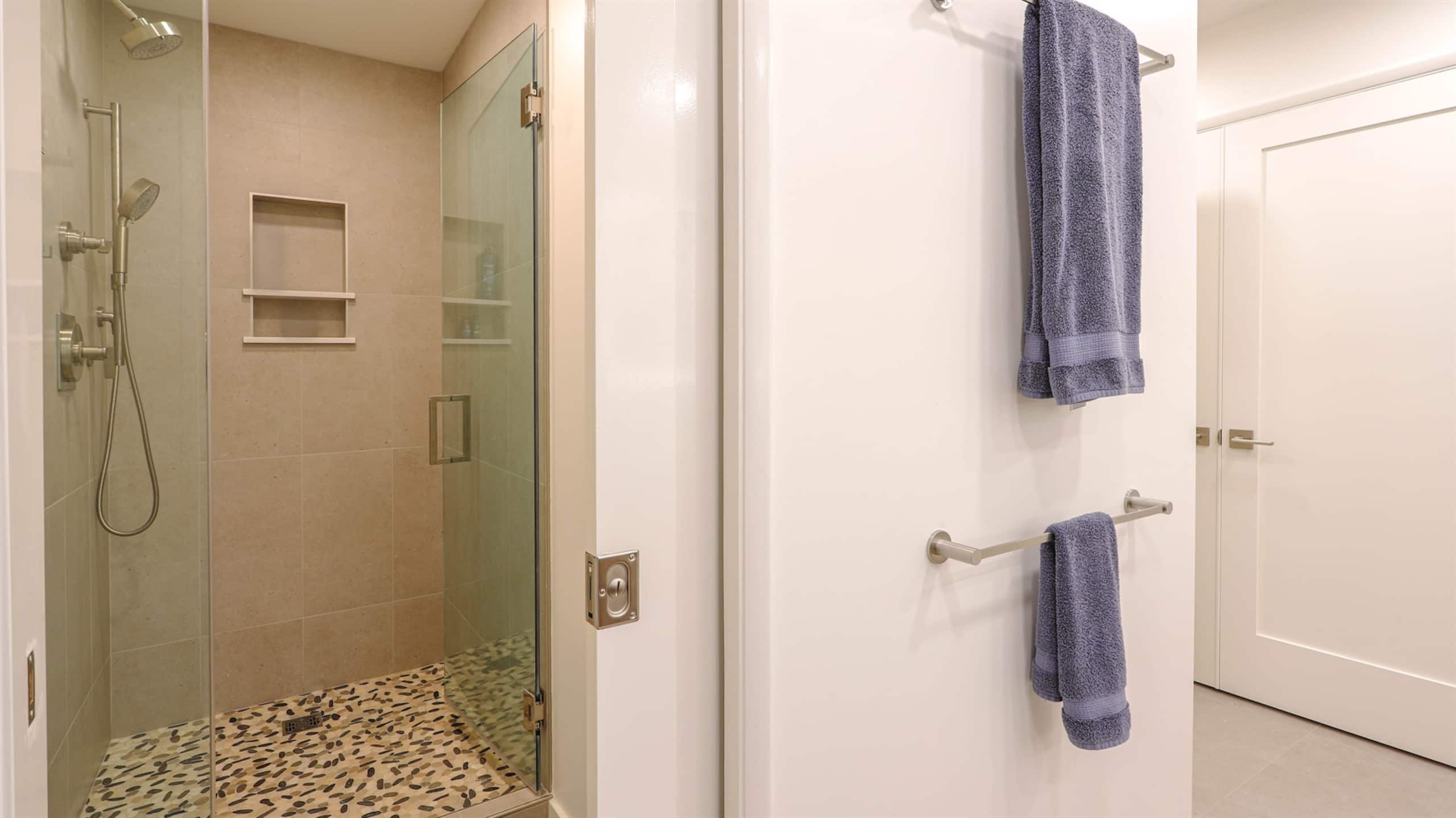 Condo in Lahaina · ★5.0 · 2 bedrooms · 3 beds · 2 baths - Image 31