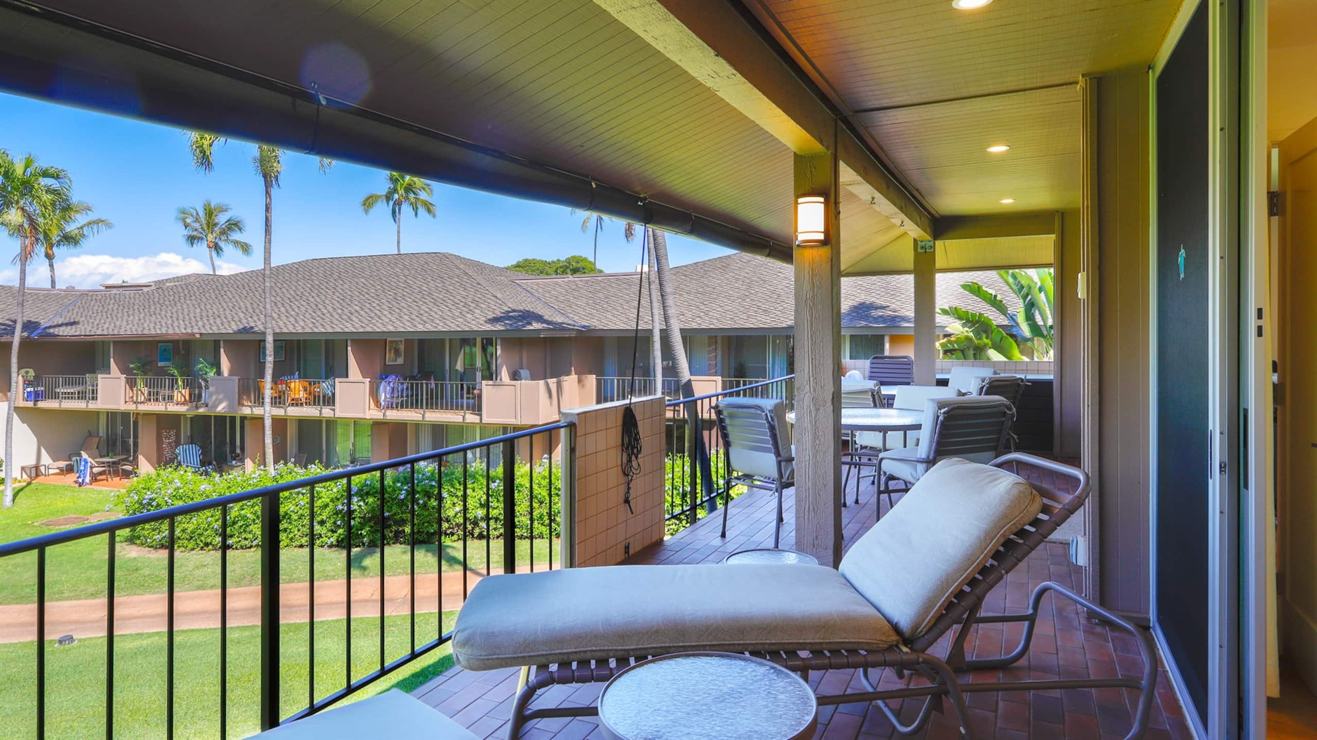 Condo in Lahaina · ★5.0 · 2 bedrooms · 3 beds · 2 baths - Image 5
