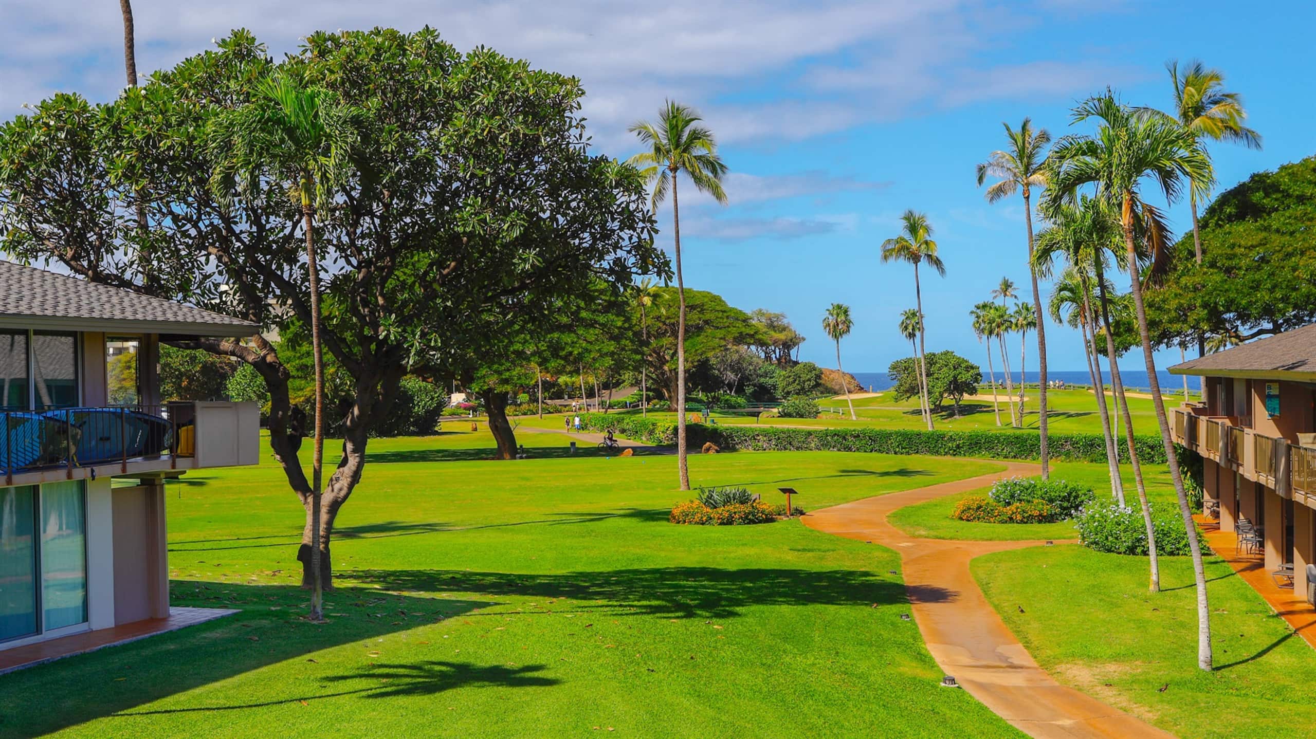 Condo in Lahaina · ★5.0 · 2 bedrooms · 3 beds · 2 baths - Image 3