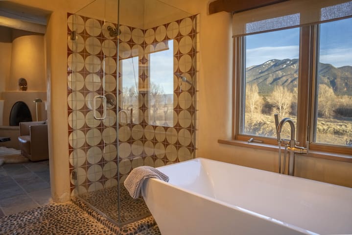Taos Love managed Airbnb listing 2
