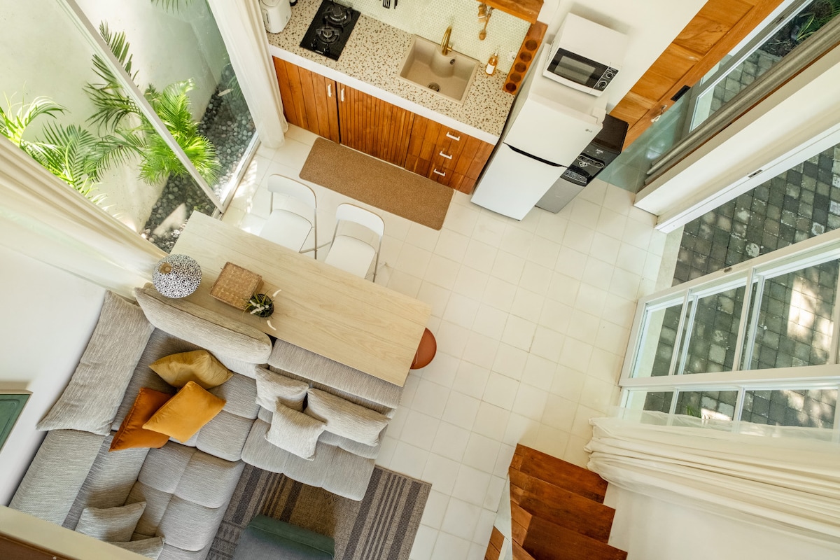 Villa in Uluwatu · ★4.68 · 1 bedroom · 1 bed · 1 private bath, συγκρίσιμο Airbnb