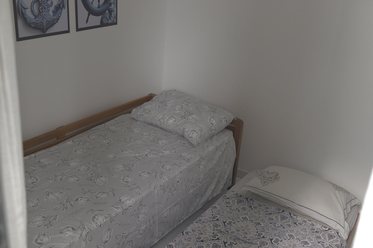 Predložena upotreba kreveta na razvlačenje za dvije osobe