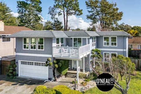 Spacious House in Walking Distance to the Beach